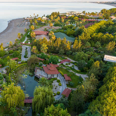 Flora Garden Beach (+16 Adults Only)